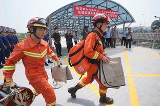 半岛客户端下载安装手机版苹果截图1